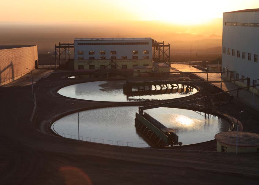 内蒙古集团黑鹰山铁矿